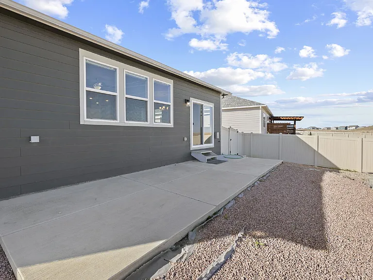 5255 Big Johnson Dr — Photo 31