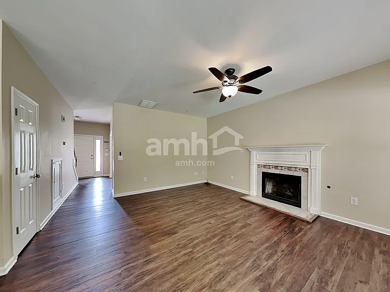 405 Bedstraw Ct — Photo 7