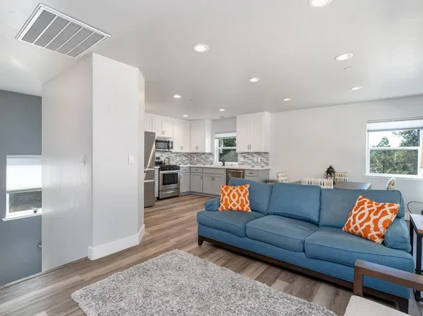 1140 S Washington St, Jamestown, CA 95327