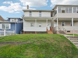 405 N 8Th St, Prospect Park Boro, NJ 07508