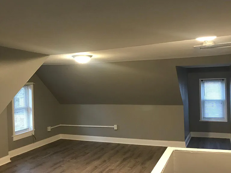 330 E Goepp St — Photo 19