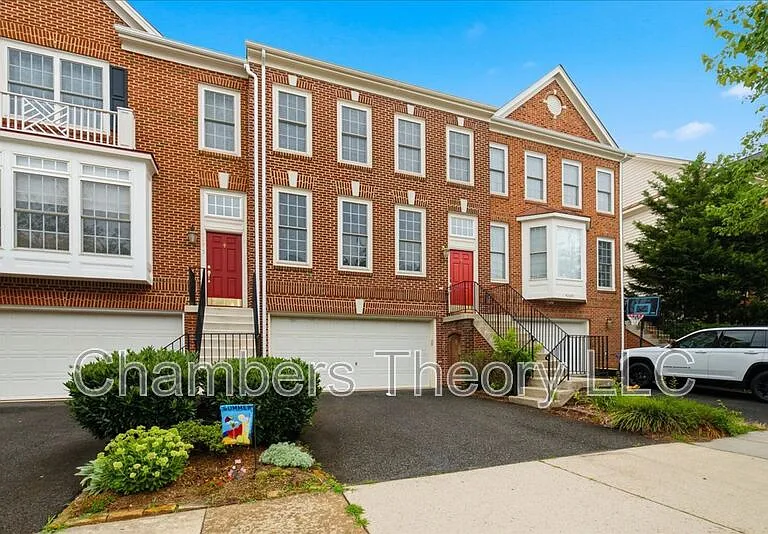 42693 Rolling Rock Sq — Photo 2