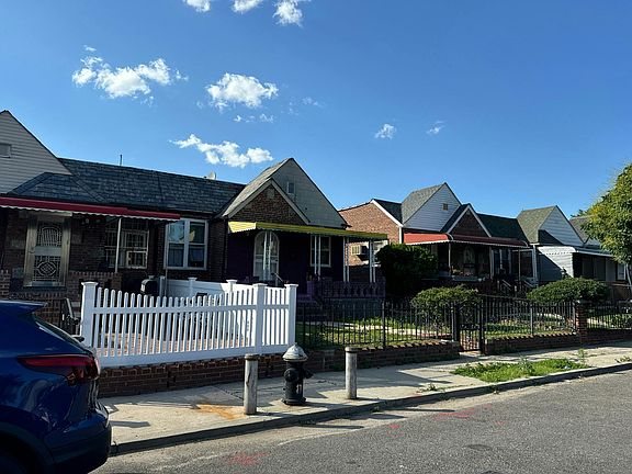 3rd image of 183-17 Dunlop Ave