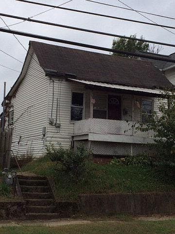 1st image of 1913 2nd St
