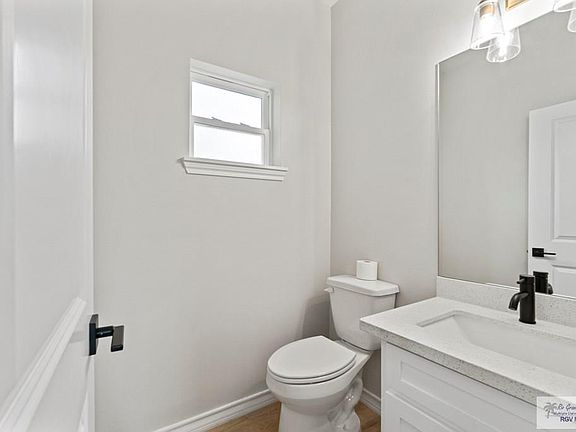 5th image of 6114 Willow Wood Ave #22