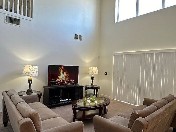 4th image of 5423 Harmony Ln