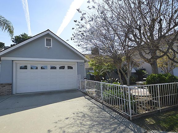 3rd image of 2037 E Decatur Ave