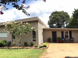 400 Leslie Ave, Tuscumbia, AL 35674