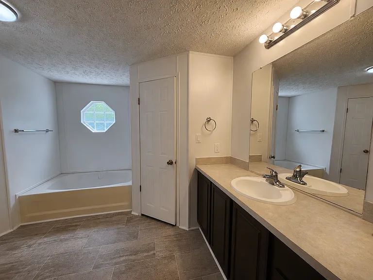 1630A Lake Cunningham Rd — Photo 6