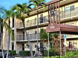 7960 NW 50th St APT 301, Lauderhill, FL 33351