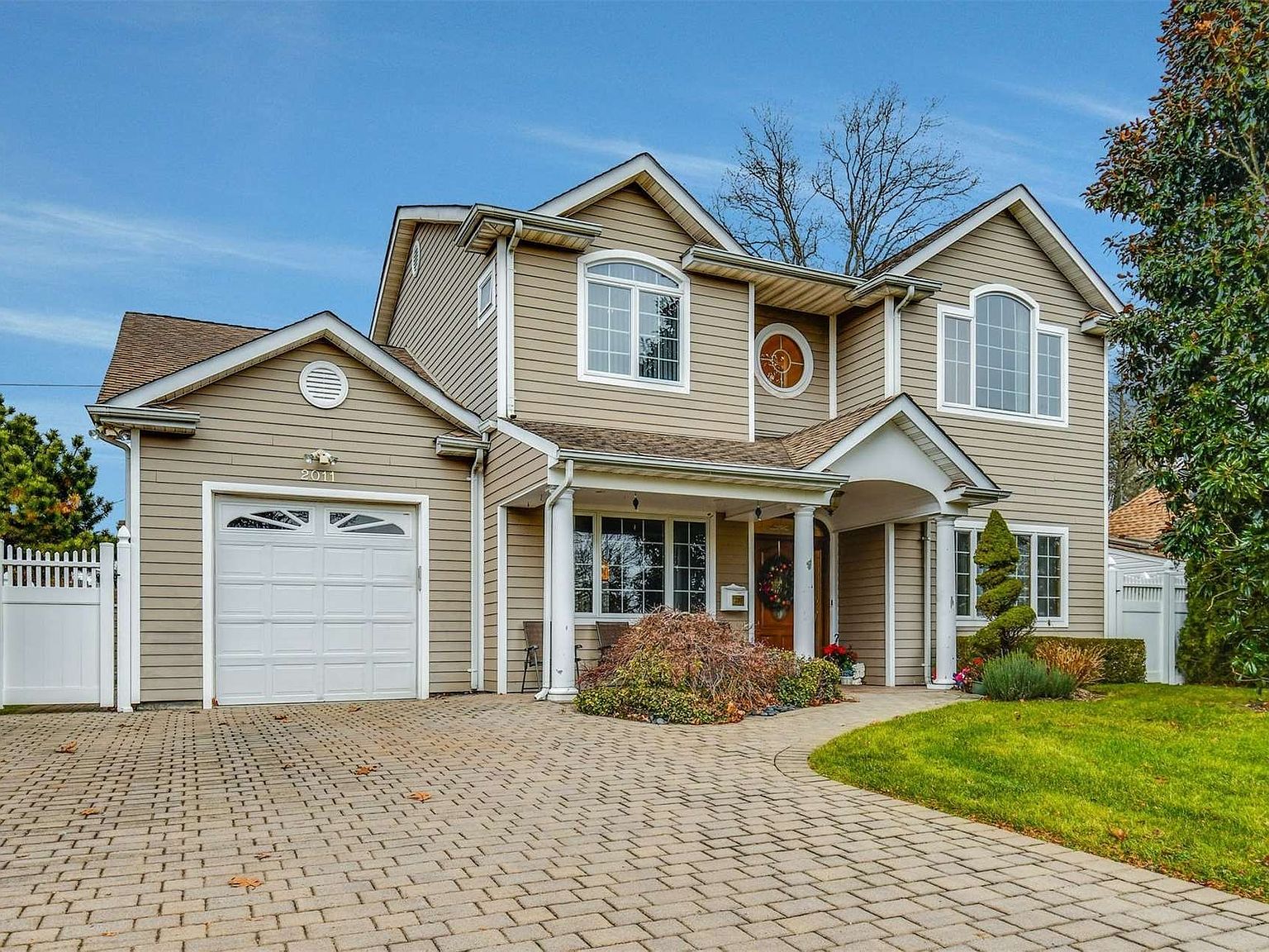 2011 Salisbury Park Drive, Westbury, NY 11590 Zillow