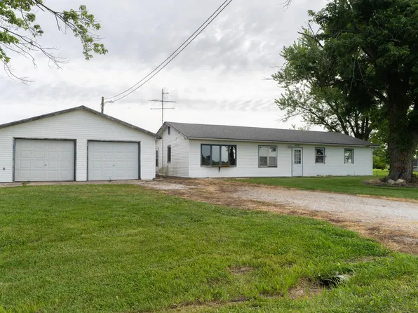1586 County Road 1390, Cairo, MO 65239