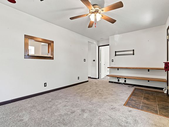 5th image of 1322 Bundy St