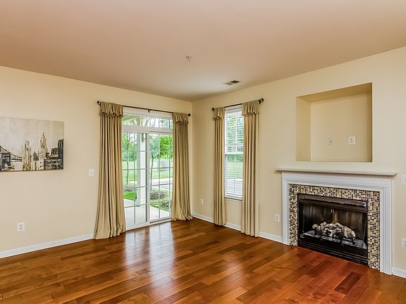 2nd image of 13860 Greendale Dr #50