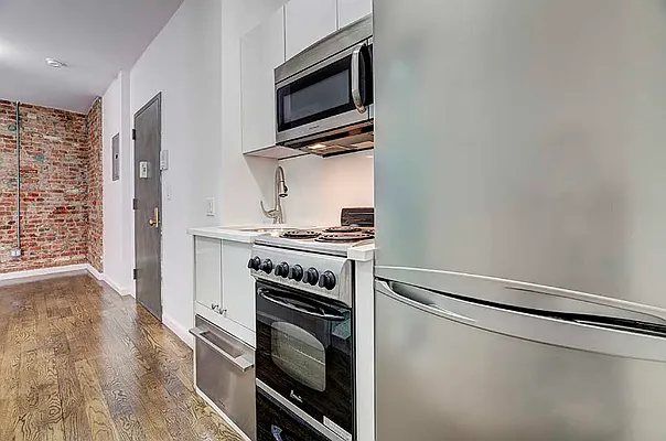 Rented by REAL New York | media 6