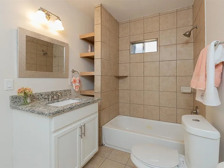 3406 Michigan St — Photo 14