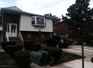 75 Canton Ave, Staten Island, NY 10312