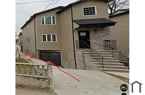 156 Davis Ave #BASEMENT Photo 1