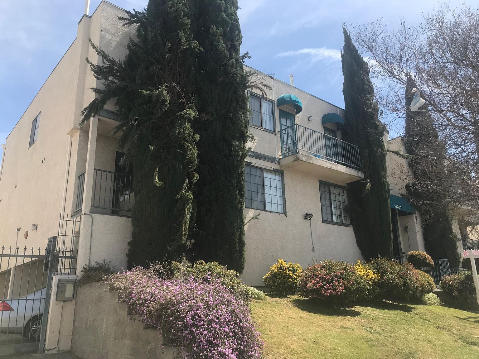 14307 Foothill Blvd UNIT B6, Los Angeles, CA 91342 | Zillow