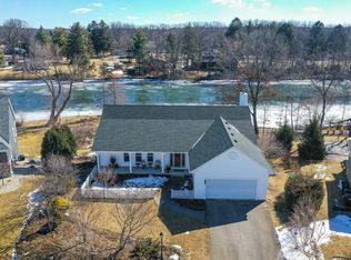 850 River Ridge Cir, Waterford, WI 53185