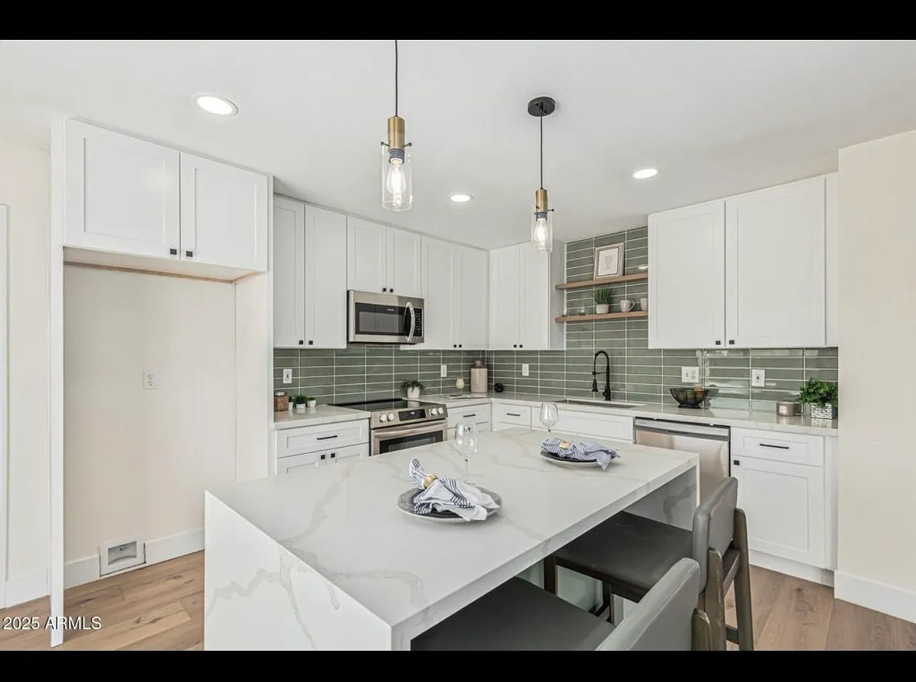 13862 W Fargo Dr — Photo 3
