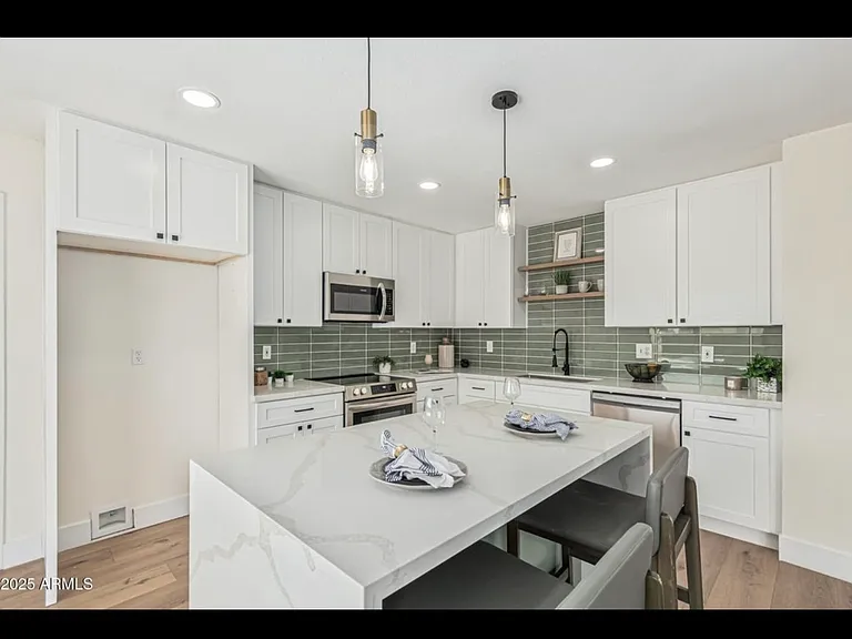 13862 W Fargo Dr — Photo 3
