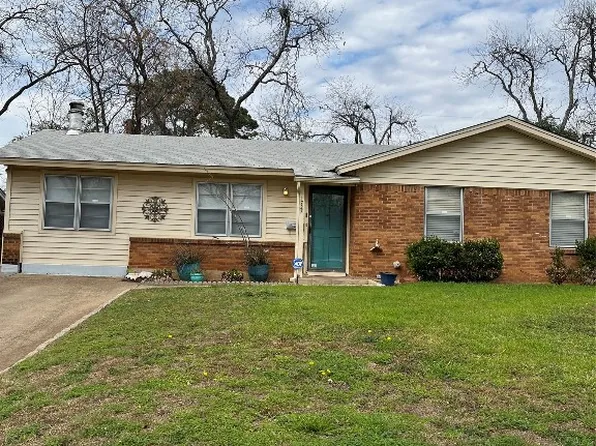 1727 Sylvan Dr, Arlington, TX 76012