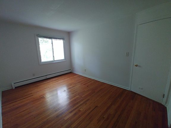 4th image of 1330 W Main St APT 9