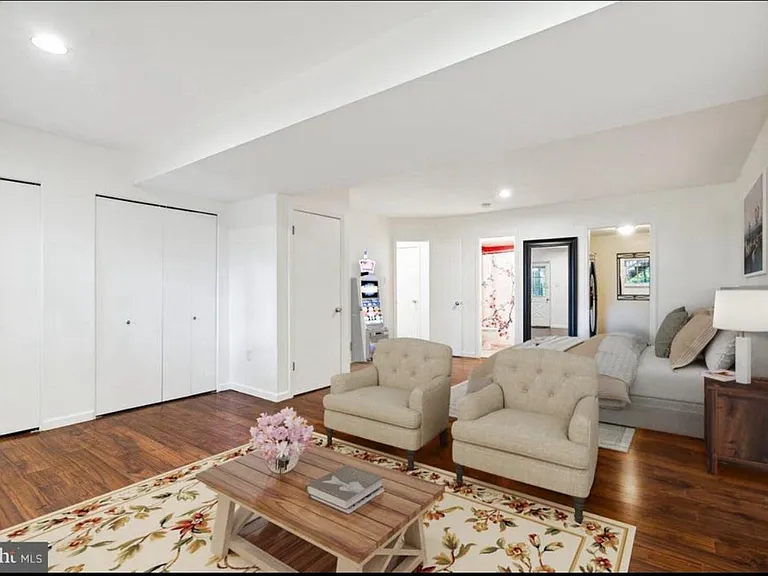 5758 Sweet Bay Ct — Photo 4