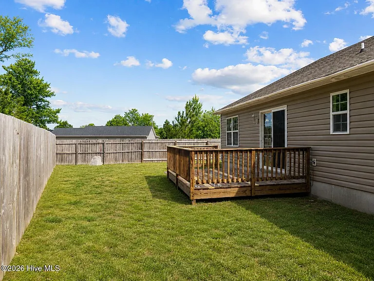 104 Blue Bird Ln — Photo 43