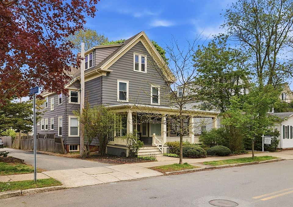 1st image of 187 Burrill St #2