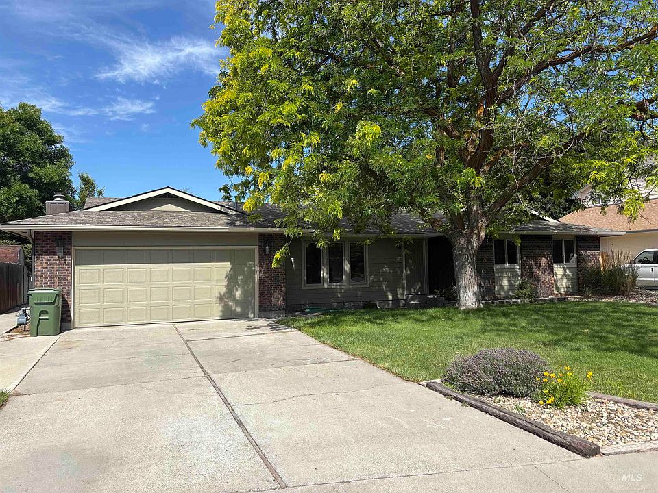 1st image of 513 Ridge Way