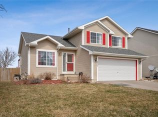 807 15th St SE, Altoona, IA 50009