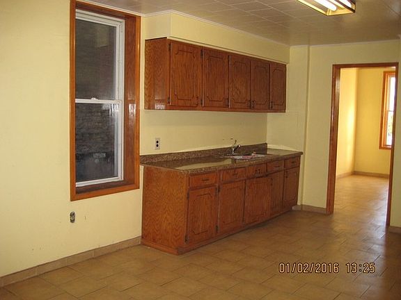 5th image of 3043 S Central Park Ave