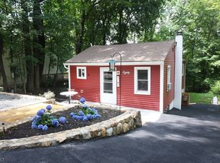 80 Leo Ave, Stanhope, NJ 07874