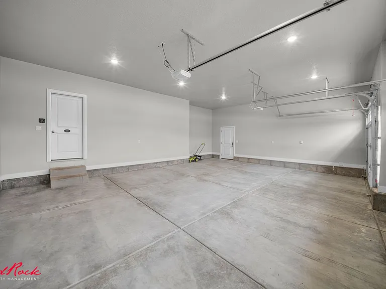 3761 N Native Dancer Dr — Photo 38
