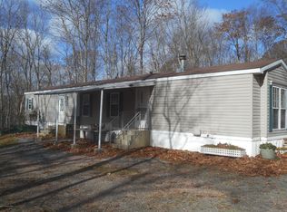 3165 Berry Ln, Cresco, PA 18326