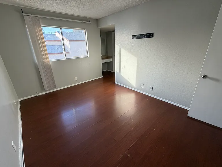 369 N Eucalyptus Ave #31 — Photo 16
