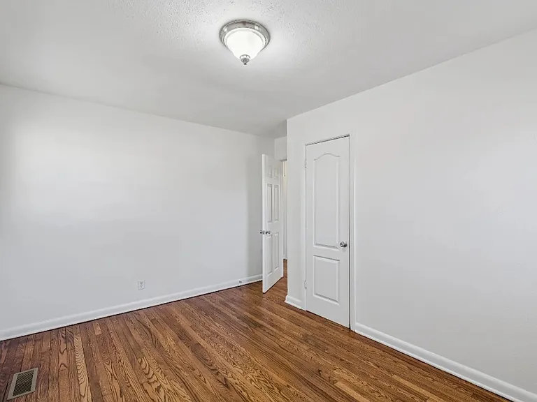 605 Mac St — Photo 8