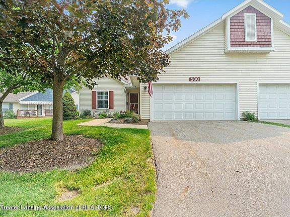 2nd image of 880 Lenna Keith Cir
