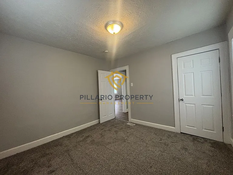 2815 Brookside Ave — Photo 12