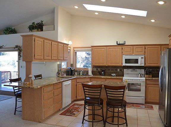 4th image of 2259 E Oakmont Dr