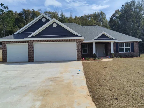 4566 Red Oak Dr, Milton, FL 32583