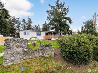 994 Diane Avenue, Oak Harbor, WA