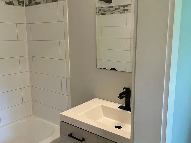 773 Semora Rd — Photo 34