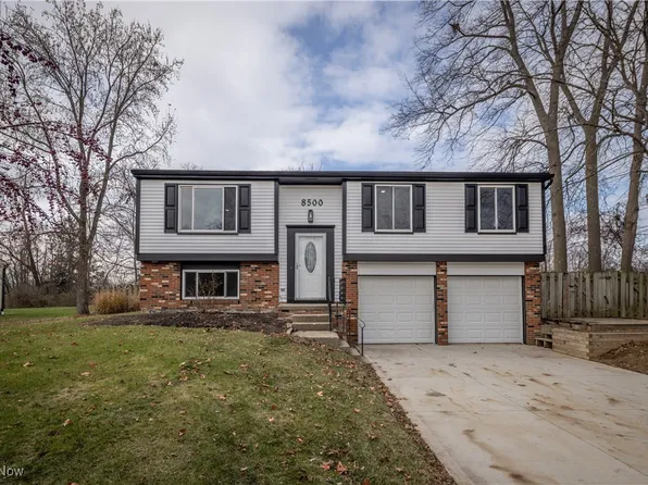 8500 Yorkview Dr, North Royalton, OH 44133