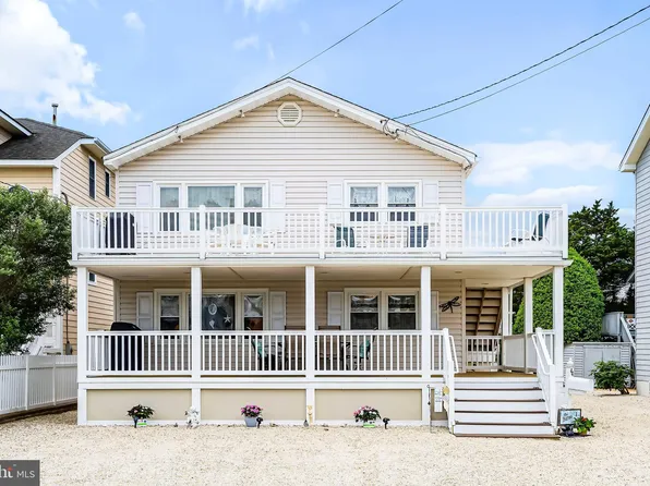 44 N 12th St, Surf City, NJ 08008