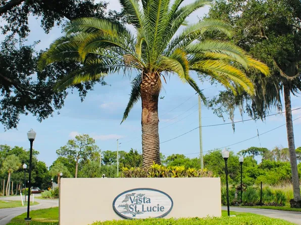 8 Lake Vista Trail #201, Port St Lucie, FL 34952