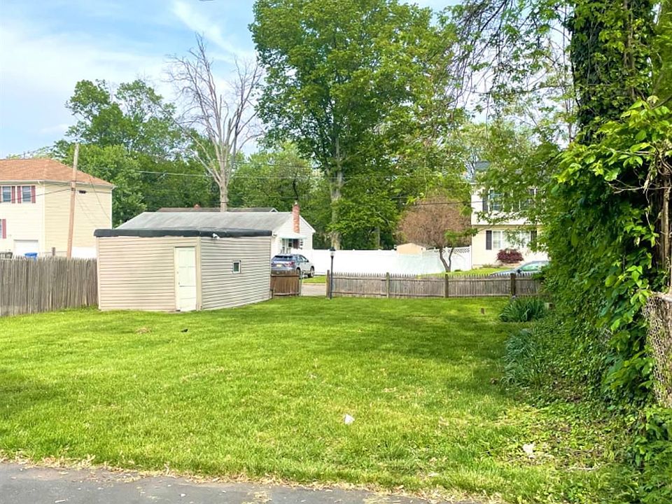 582 Mereline Ave Avenel, NJ, 07001 Apartments for Rent Zillow