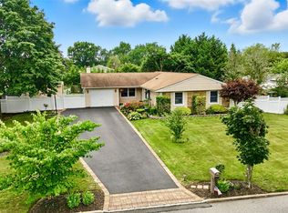 24 Strathmore Village Dr, South Setauket, NY 11720
